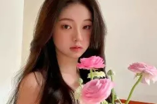 探店博主的一个“避雷贴”杀死了一家排队三小时的网红店？